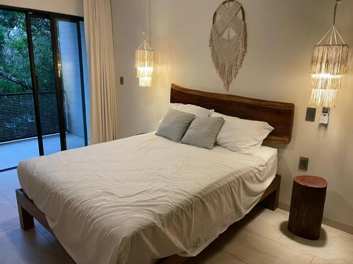 Find The Way, Find Yourself! B7 Tulum Mexiko
